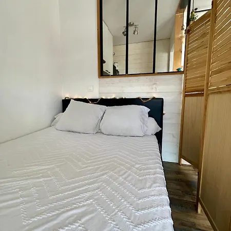 Grand Bord De Beachfront Apartamento *